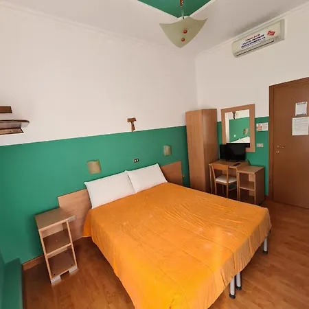 Santa Lucia 게스트하우스 산 조반니 로톤도