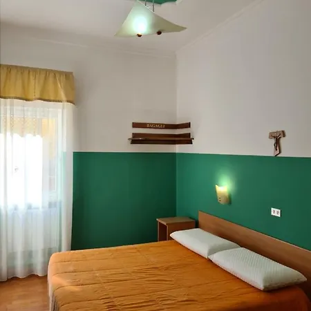 Πανσιόν Santa Lucia Σαν Τζιοβάνι Ροτόντο