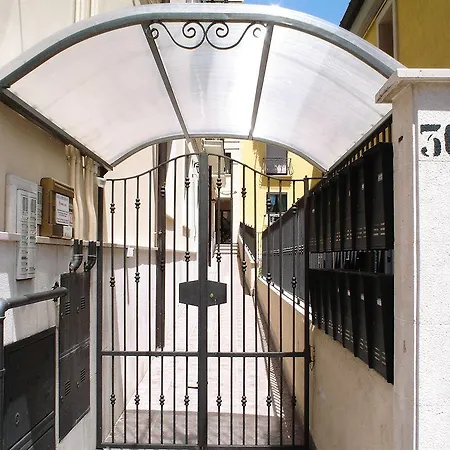 Santa Lucia 3*